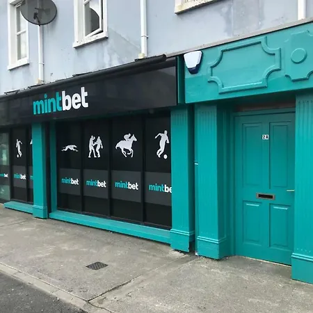 2A Ardaravan Square Buncrana Exterior photo