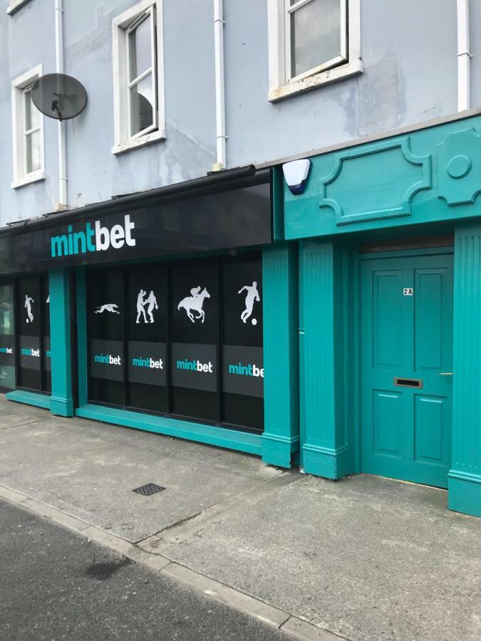 2a Ardaravan Square Buncrana